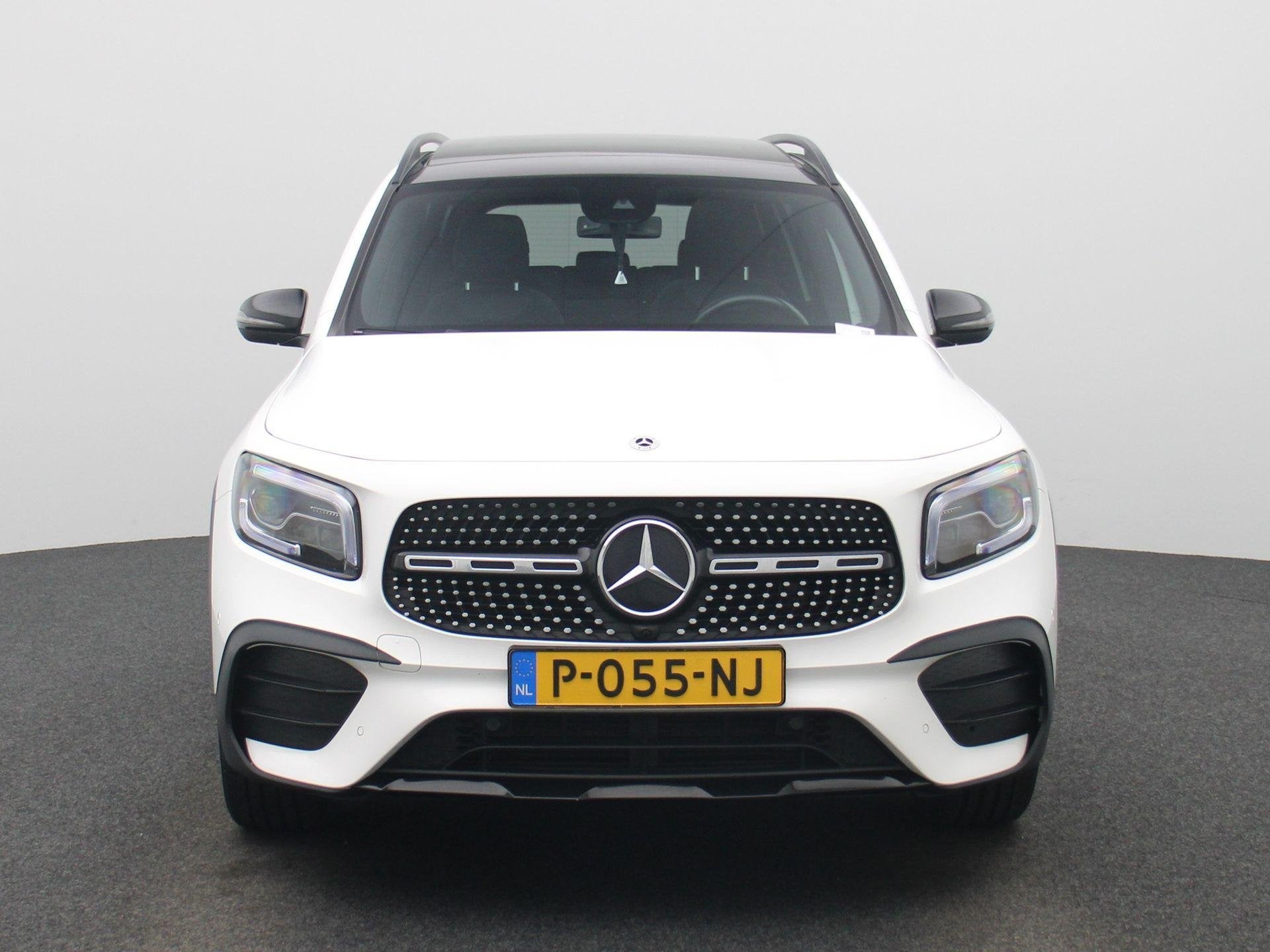 Mercedes-Benz GLB 200 Business Solution AMG | PANORAMA SCHUI, Auto's, 12 maanden, 4 cilinders, Leder en Stof, Origineel Nederlands