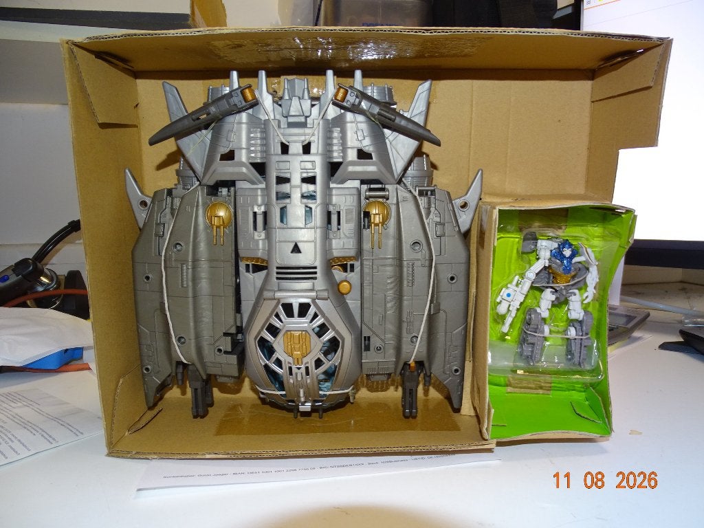 TRANSFORMERS DARK OF THE  MOON  NIEUW, Verzamelen, Transformers, Overige generaties, Ophalen of Verzenden, Zo goed als nieuw, Overige rassen