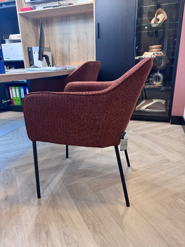 Zo goed als nieuwe rode kuipstoelen  met zwart onderstel, Huis en Inrichting, Stoelen, Ophalen, Zo goed als nieuw, Kuipstoel, Rood