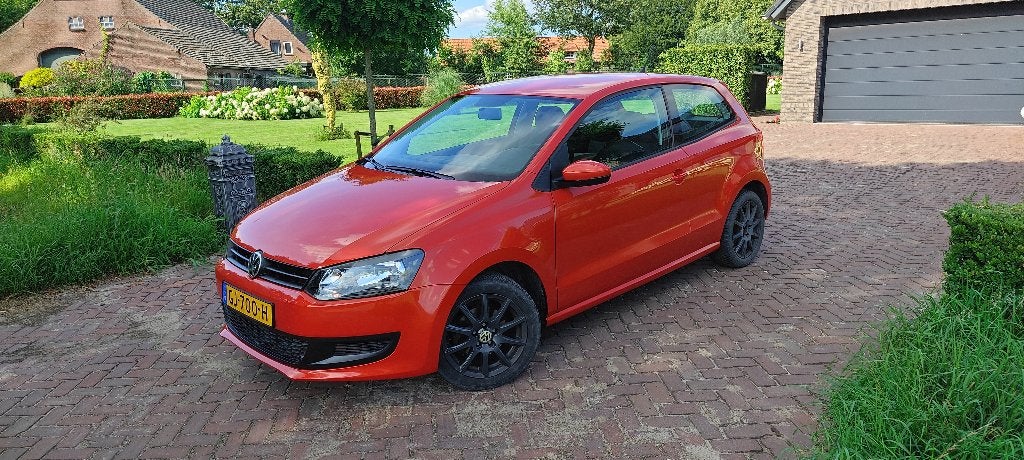Volkswagen Polo 1.4 16V | DSG-7*AUT | Apple Carplay | 3-Drs, Stof, 40 €/maand, Zwart, 1000 kg