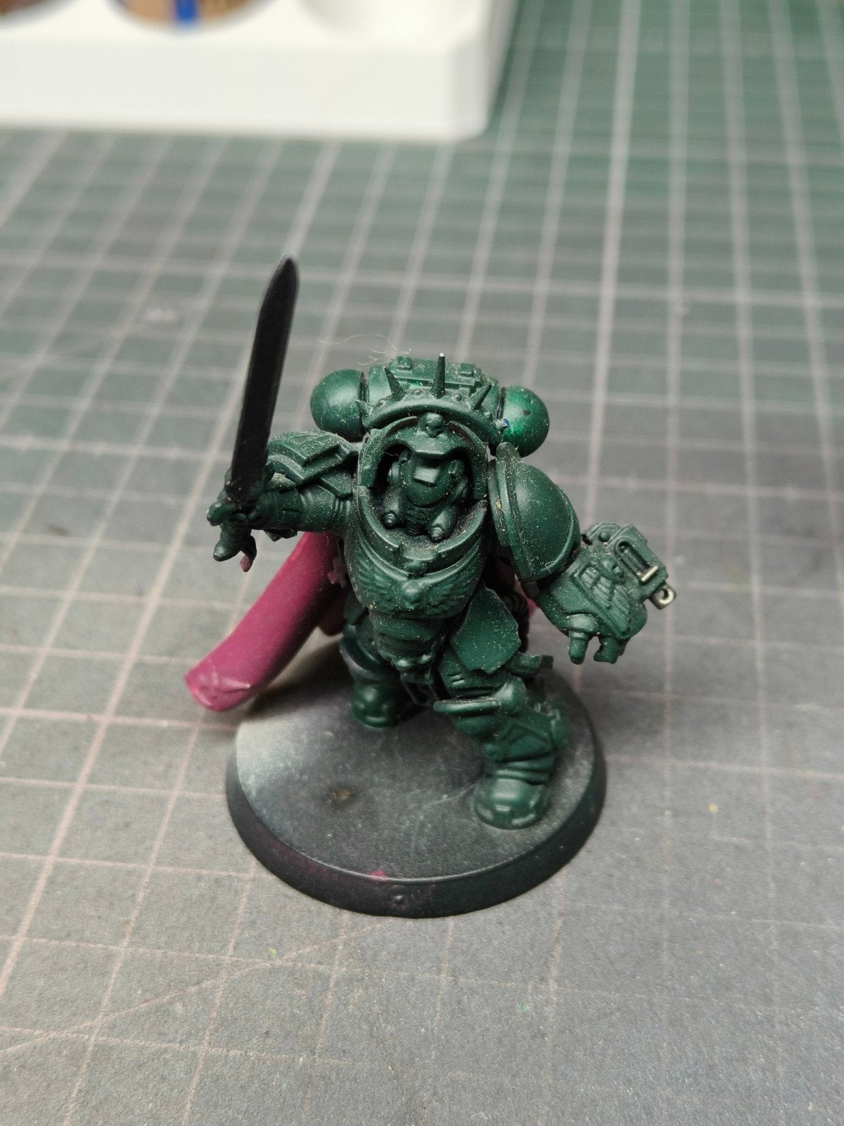 Warhammer 40K captain in gravis armor, Hobby en Vrije tijd, Wargaming, Ophalen of Verzenden, Warhammer