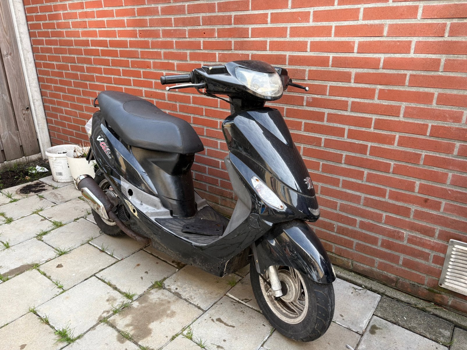 Te koop Opknap scooter/loop of sloop Loopt niet, Fietsen en Brommers, Snorfietsen en Snorscooters, Ophalen, Zo goed als nieuw