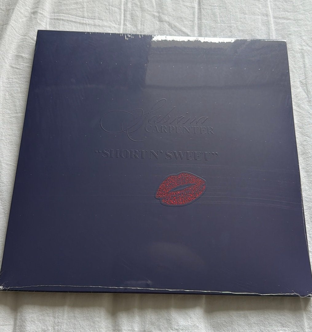 Sabrina carpenter short n’ sweet anniversary vinyl, Limited edition, Ophalen of Verzenden, Nieuw in verpakking