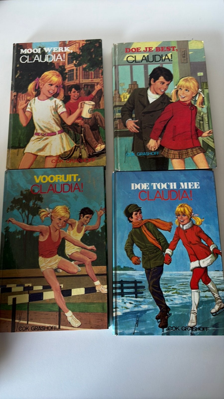 Claudia serie meisjesboeken vintage, Boeken, Ophalen of Verzenden, Gelezen