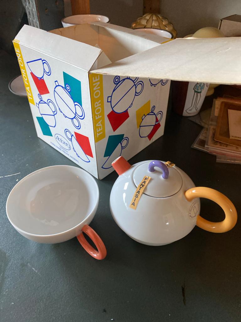Arzberg Fantasia 'Tea for One' theepot en kop, Huis en Inrichting, Keuken | Servies, Ophalen of Verzenden, Zo goed als nieuw, Overige stijlen