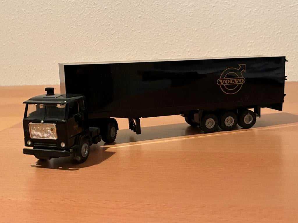 Tekno Volvo F88 met oplegger, Ophalen of Verzenden, Zo goed als nieuw, Bus of Vrachtwagen, Tekno