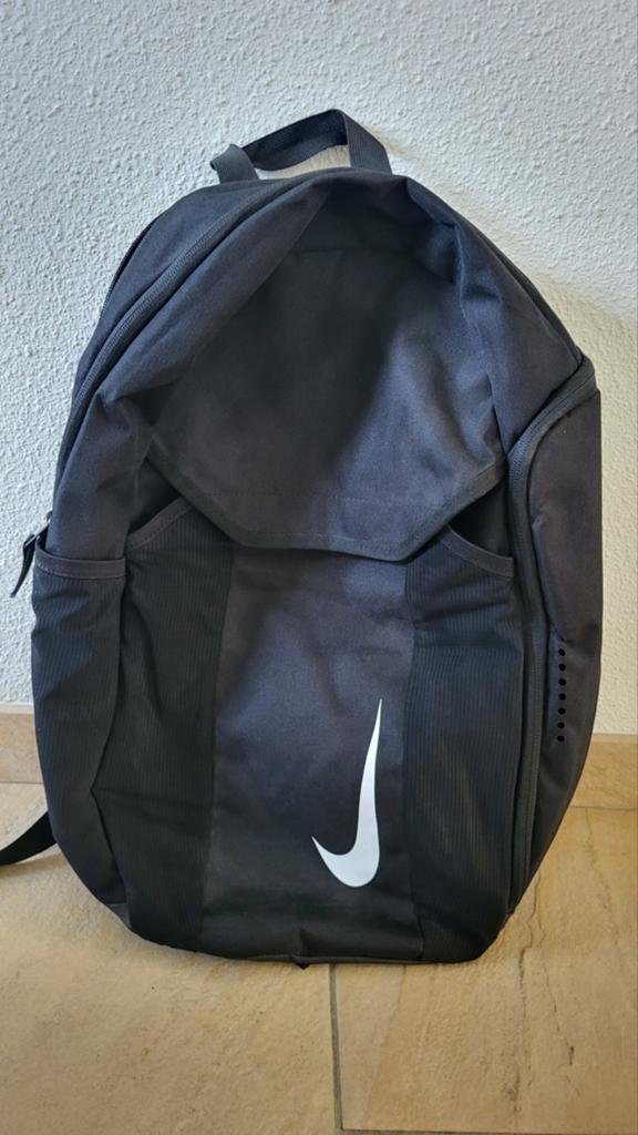 Zwarte Nike rugtas, Sport en Fitness, Overige Sport en Fitness, Ophalen, Nieuw