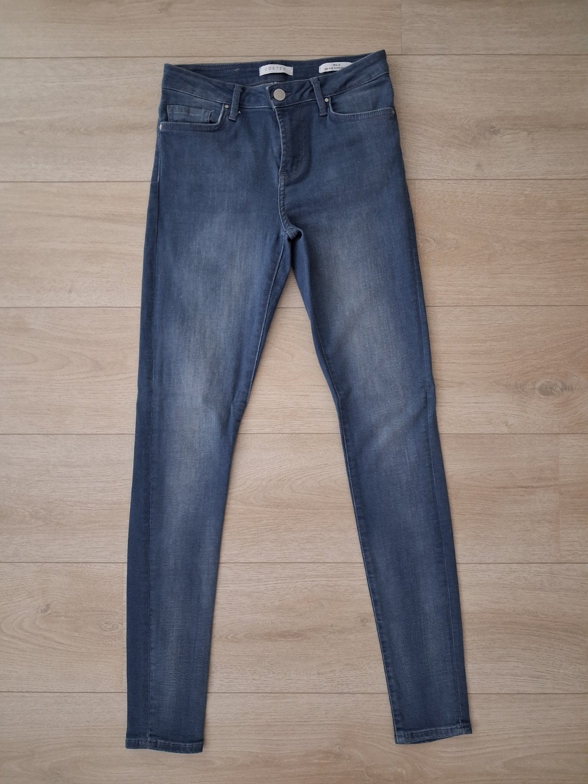 Costes Mila mid rise super skinny jeans blue middle W26/L32, Blauw, Ophalen of Verzenden, Zo goed als nieuw, W27 (confectie 34) of kleiner