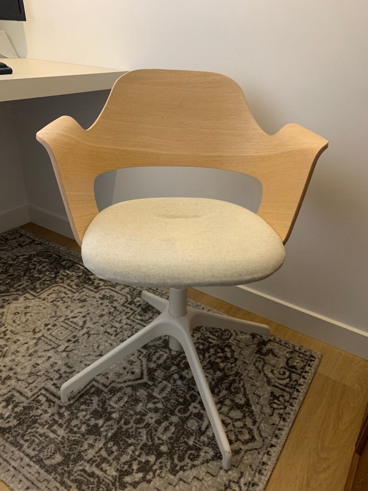 Fjällberget Bureaustoel van Ikea, wit gelazuurd eiken, Ophalen, Gebruikt, Beige, Bureaustoel