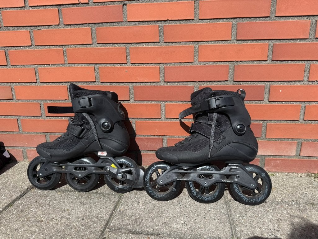 Powerslide Triple Black 110 fitness skates maat 41 incl helm, Ophalen, Gebruikt, Dames, Overige typen