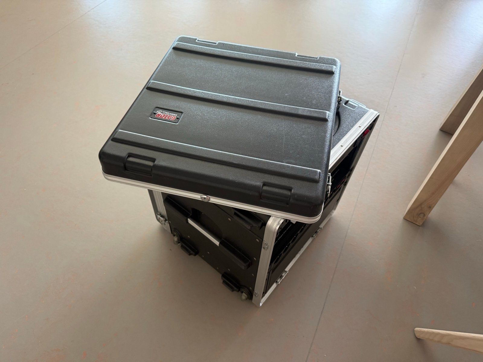 Gator GRR-10L Rack Case - 10U Rack met Wielen, Ophalen, Zo goed als nieuw, Speaker of Versterker, Flightcase