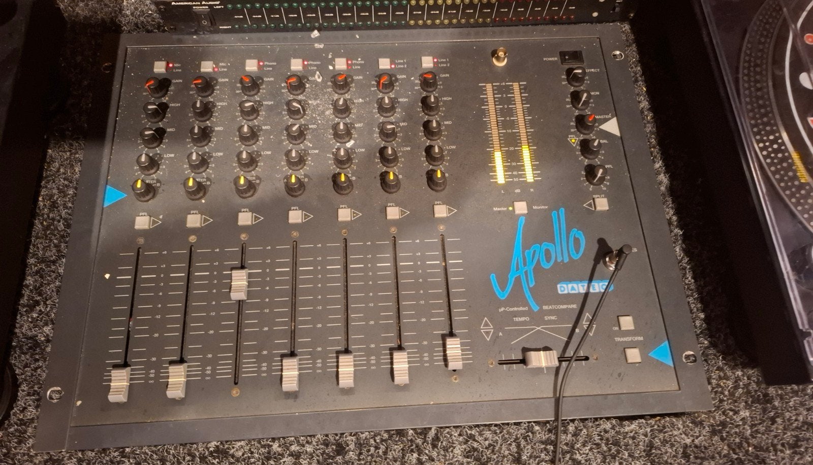 Goeie dateq apollo xrl uitgangen, Muziek en Instrumenten, Mengpanelen, Ophalen of Verzenden, Gebruikt