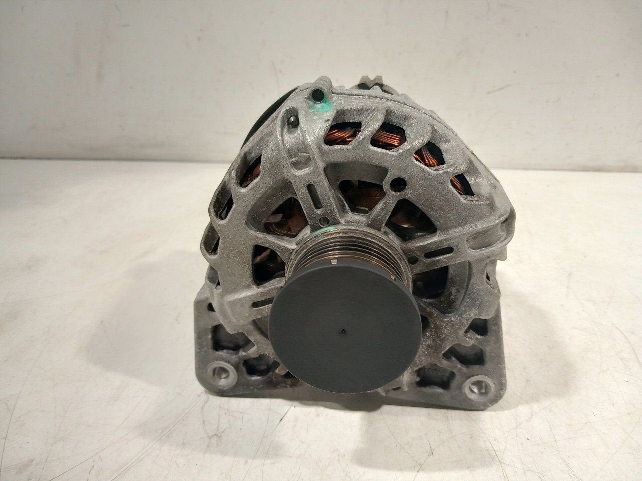 Dynamo Renault Clio, Onderdelen@venauto.nl, Gebruikt, Ettenseweg 76, 4706 PB Roosendaal, The Netherlands, Herkomst onderdeel bekend