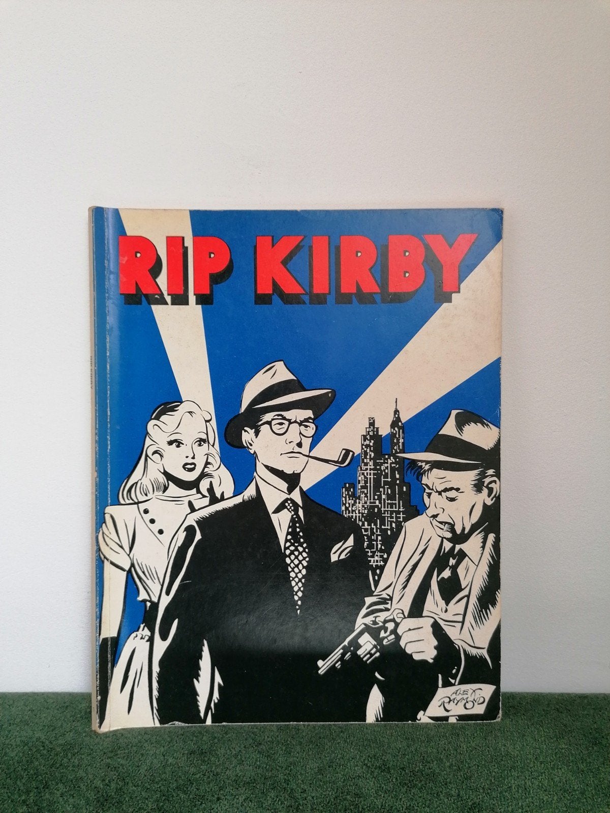 Rip Kirby - Alex Raymond, Boeken, Gelezen, Alex Raymond, Eén stripboek, Ophalen of Verzenden