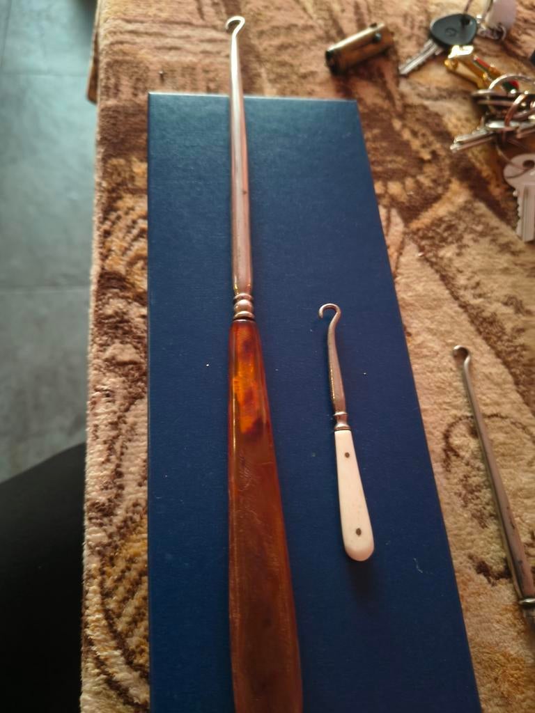 Antieke schoenlepel en knoophaak set, Ophalen of Verzenden