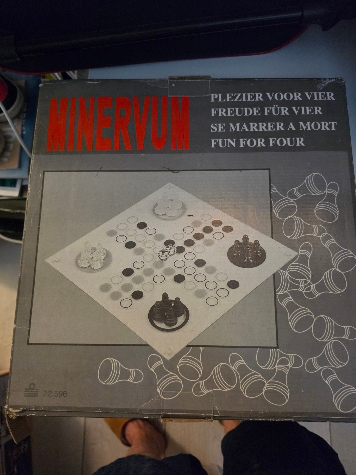 Minervum bordspel - Plezier voor vier, Drie of vier spelers, Ophalen of Verzenden, Gebruikt