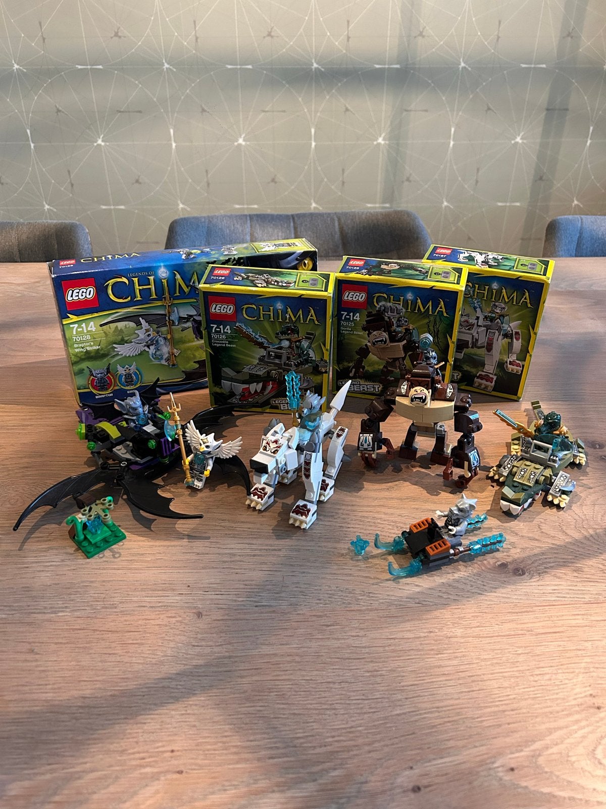Lego Chima sets 70125, 70126, 70127, 70128 + 30266, Lego, Ophalen of Verzenden, Zo goed als nieuw, Compleet