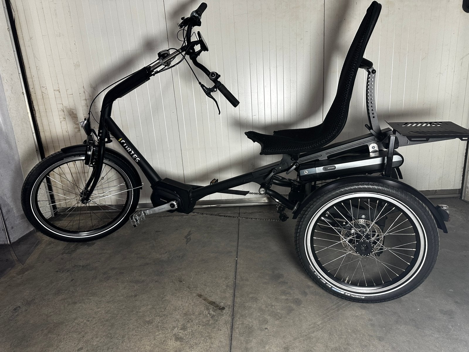 Huka Cortes Driewiel Zitfiets met Shimano Trap Ondersteuning, Ophalen, Zo goed als nieuw