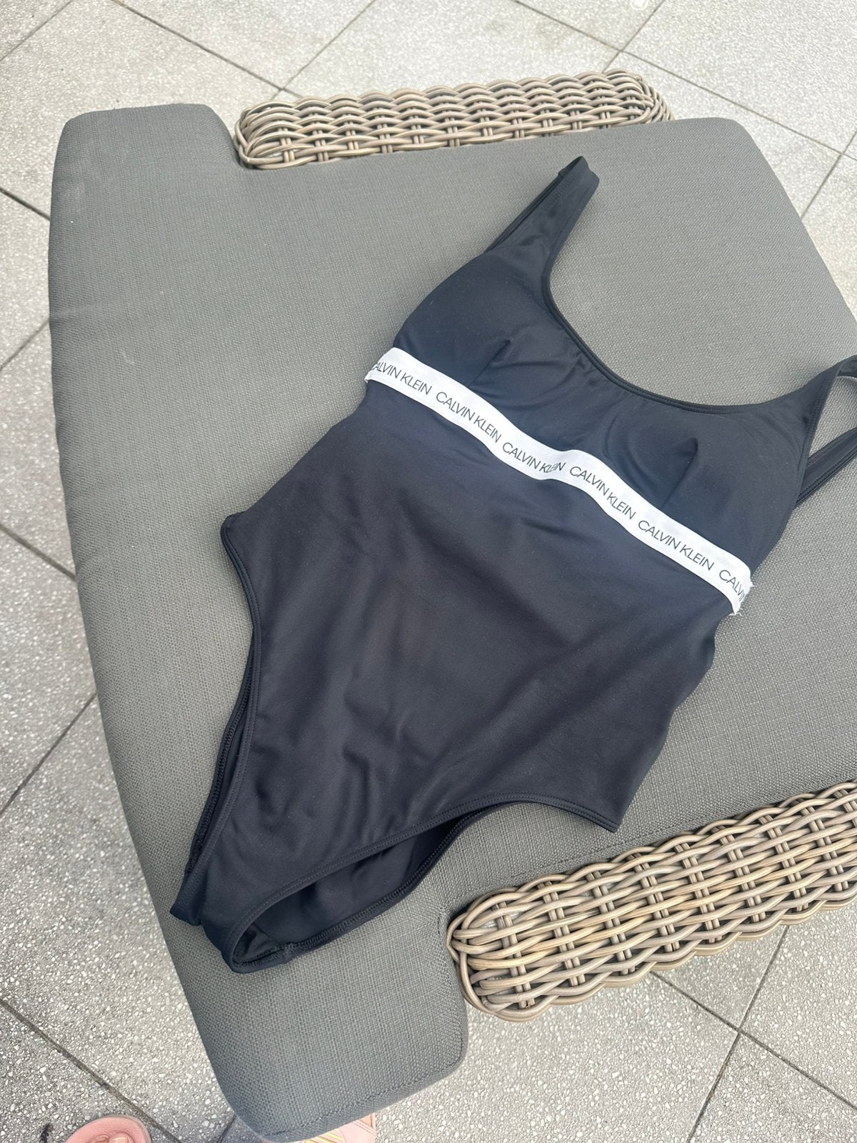 Badpak Calvin Klein M, Kleding | Dames, Badmode en Zwemkleding, Ophalen of Verzenden, Zo goed als nieuw, Zwart, Badpak