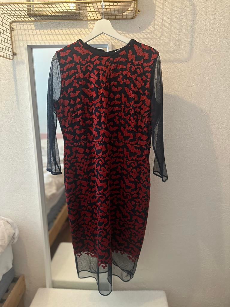 Hugo Boss jurk, Kleding | Dames, Jurken, Maat 42/44 (L), Ophalen of Verzenden, Zo goed als nieuw, Rood
