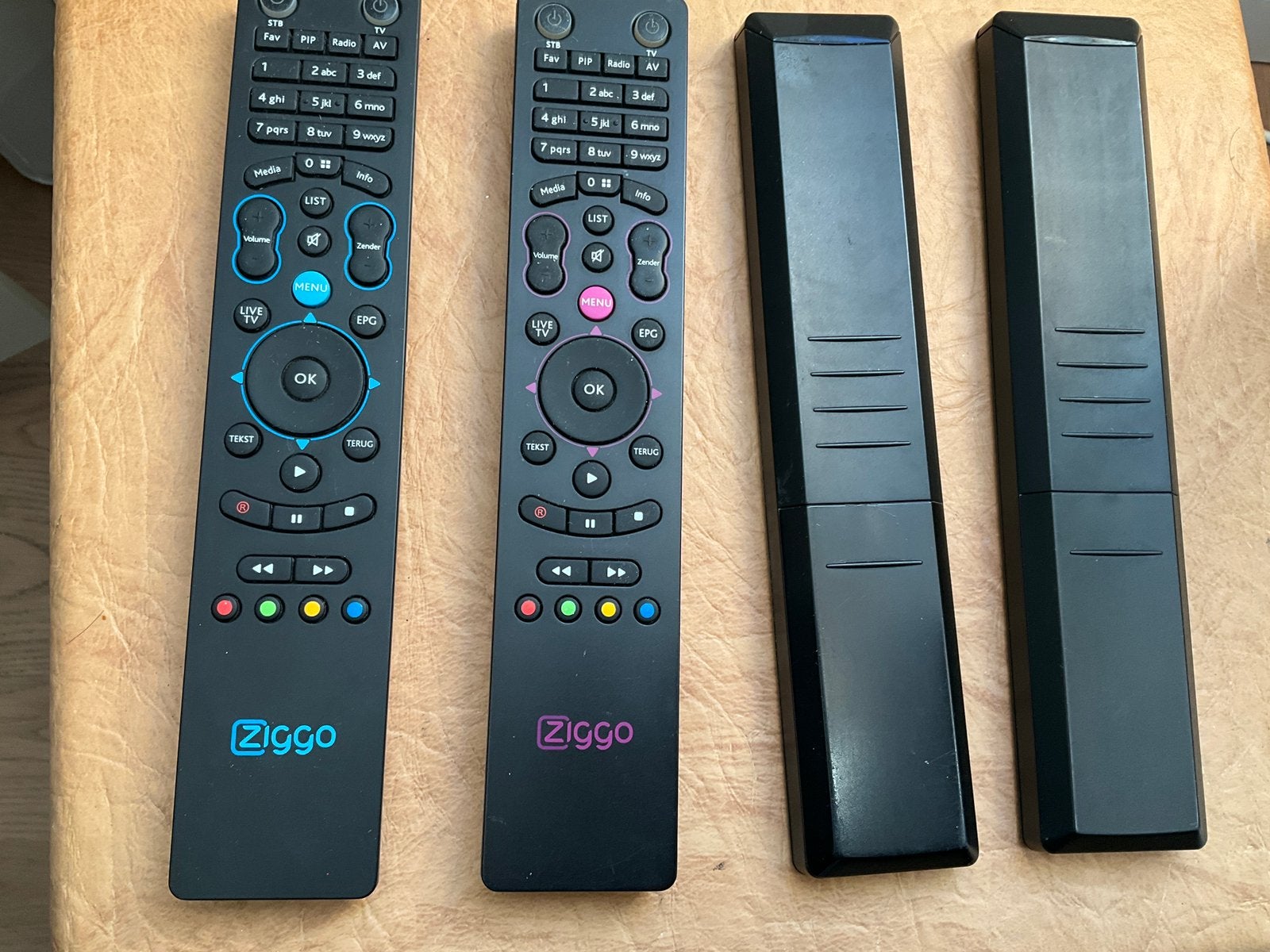 🔥 Universiele afstandsbediening van Ziggo 🔥, Ophalen of Verzenden, Zo goed als nieuw