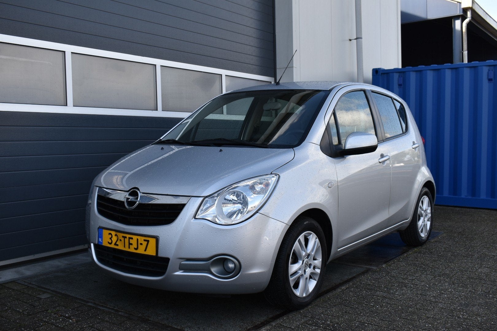 Opel Agila 1.0 Edition, Auto's, Opel, Euro 5, Gebruikt, 31 €/maand, Origineel Nederlands