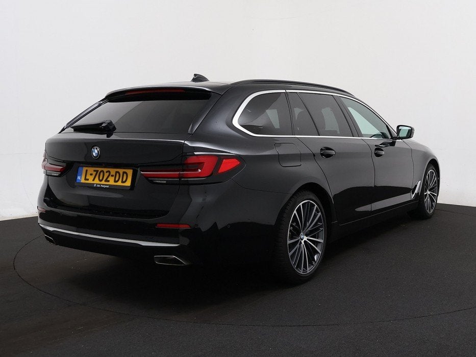 Foto 24 van BMW 5 Serie Touring 520i High Executive | Pano | Leder | 04-