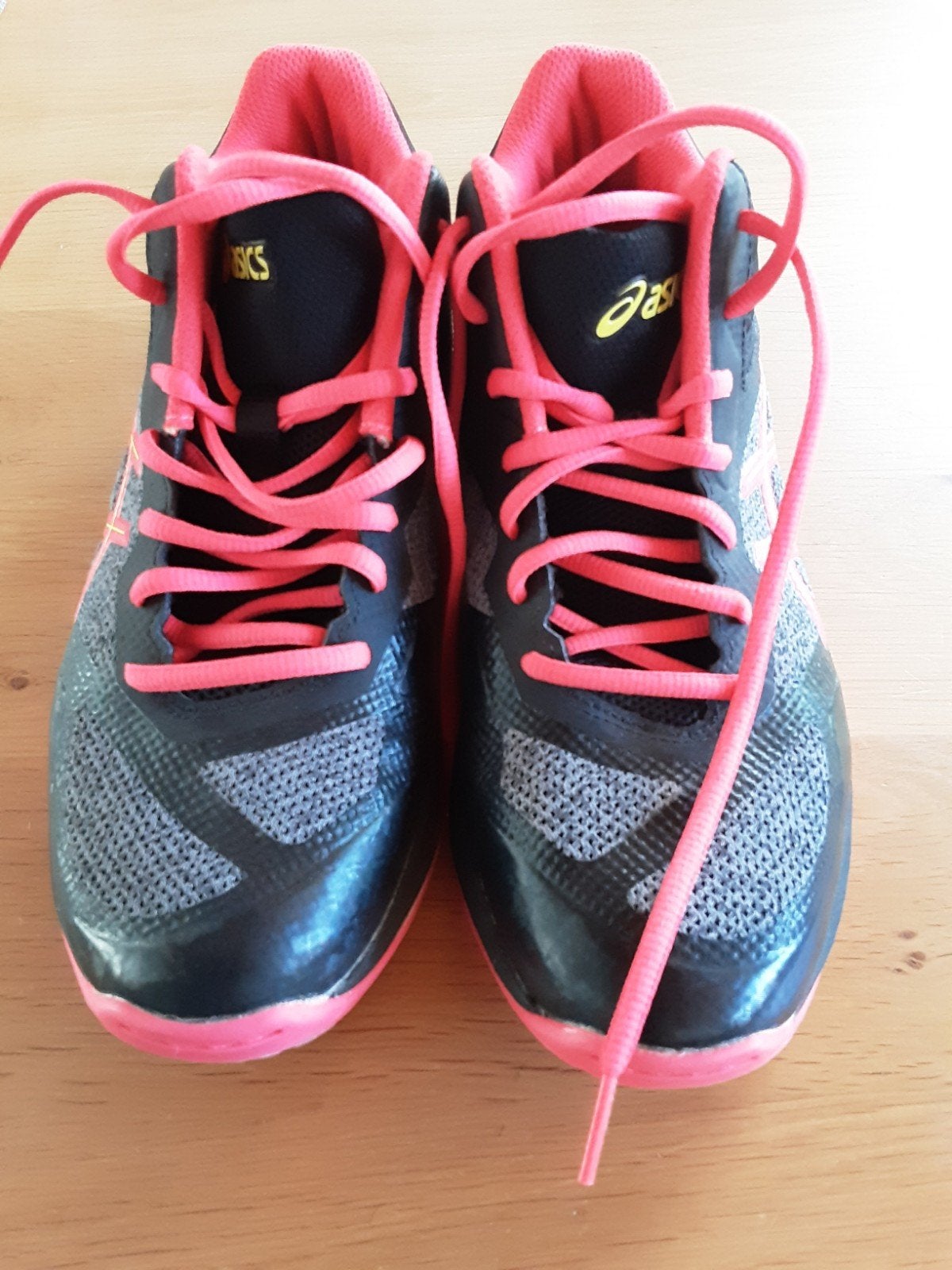 Asics Netburner Ballistic FF maat US 8,5 CM 25,5 Euro 40,5, Ophalen of Verzenden, Zo goed als nieuw, Schoenen