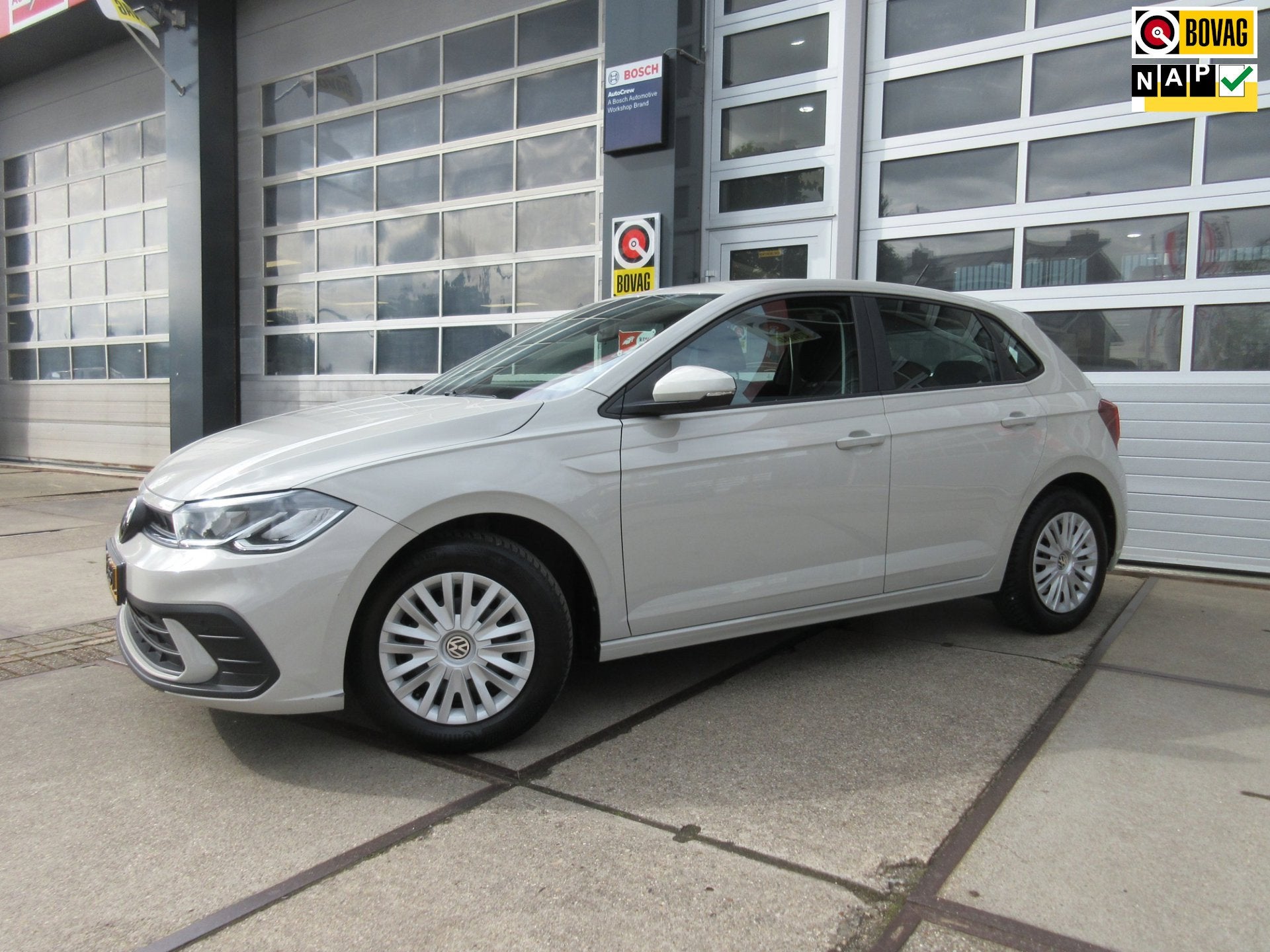 Volkswagen Polo 1.0 / Camera / 80 PK, 12 maanden, Stof, 580 kg, Start-stop-systeem