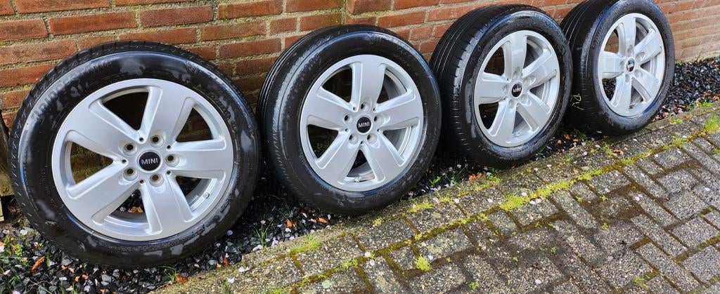 Mini velgen & banden 205/55R 16 Bridgestone Turanza T0005, Ophalen, 16 inch, Banden en Velgen, 205 mm