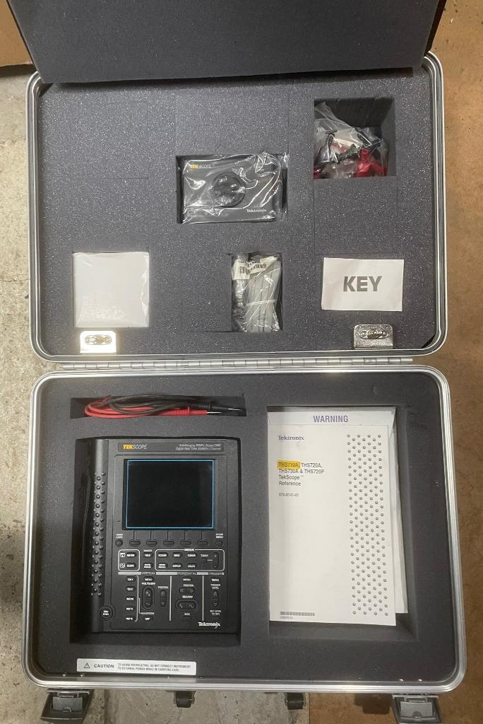 Tektronix THS710 TekScope, Doe-het-zelf en Verbouw, Meetapparatuur, Ophalen of Verzenden, Nieuw