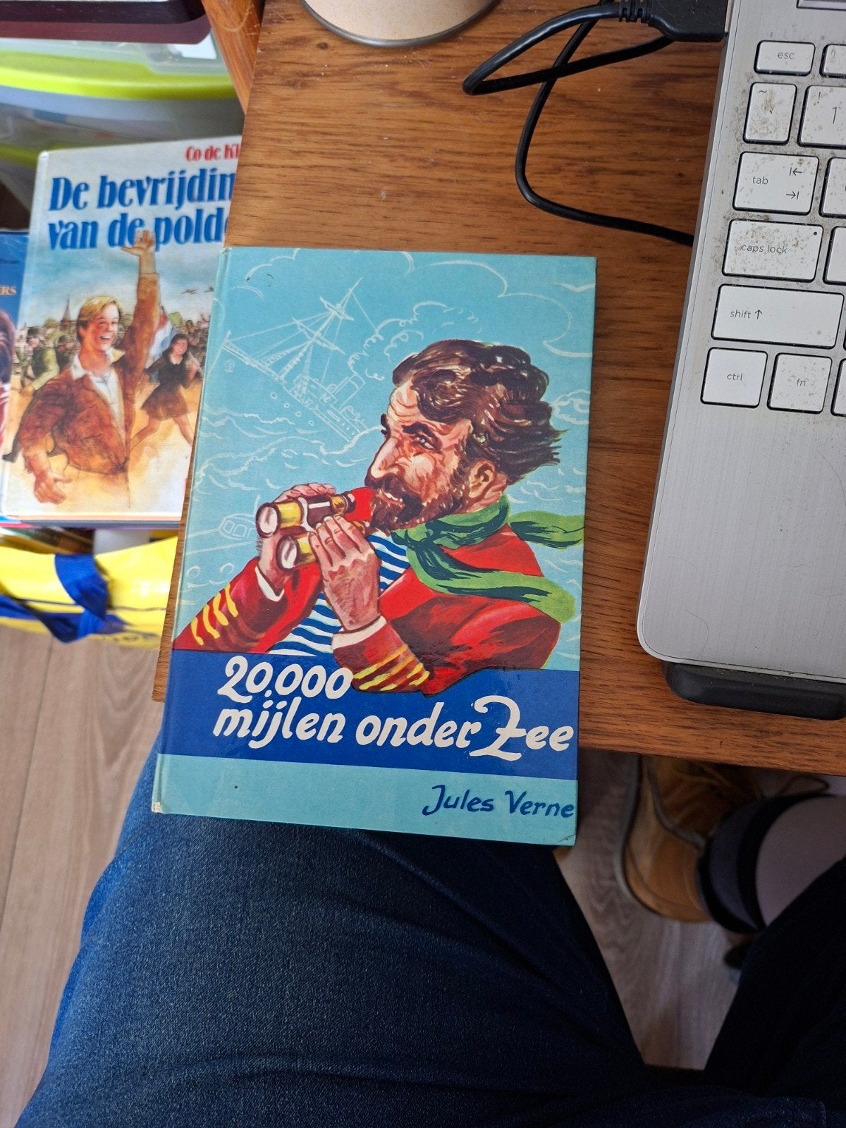 20.000 mijlen onder Zee - Jules Verne, Boeken, Romans, Gelezen, Nederland, Ophalen of Verzenden