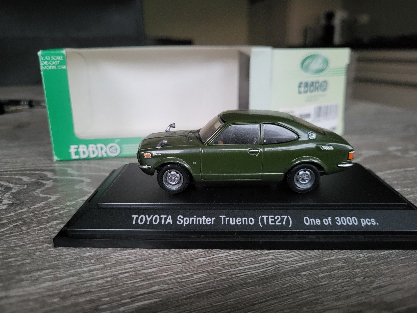 Foto 4 van Toyota Corolla schaal 1:43 TE27