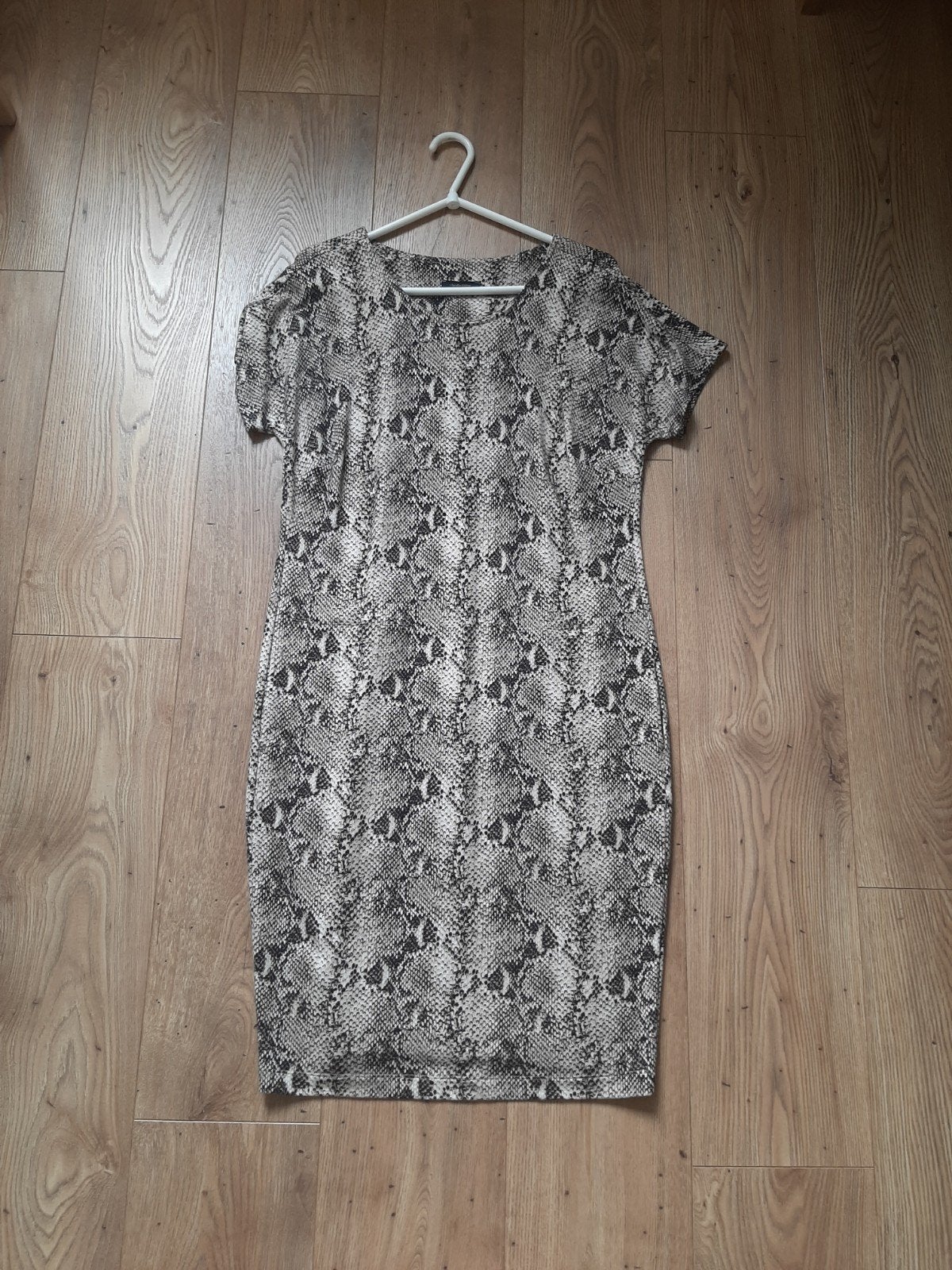nieuw... jersey jurk mt 38-40 Claudia Strater, Maat 38/40 (M), Beige, Nieuw, Ophalen of Verzenden
