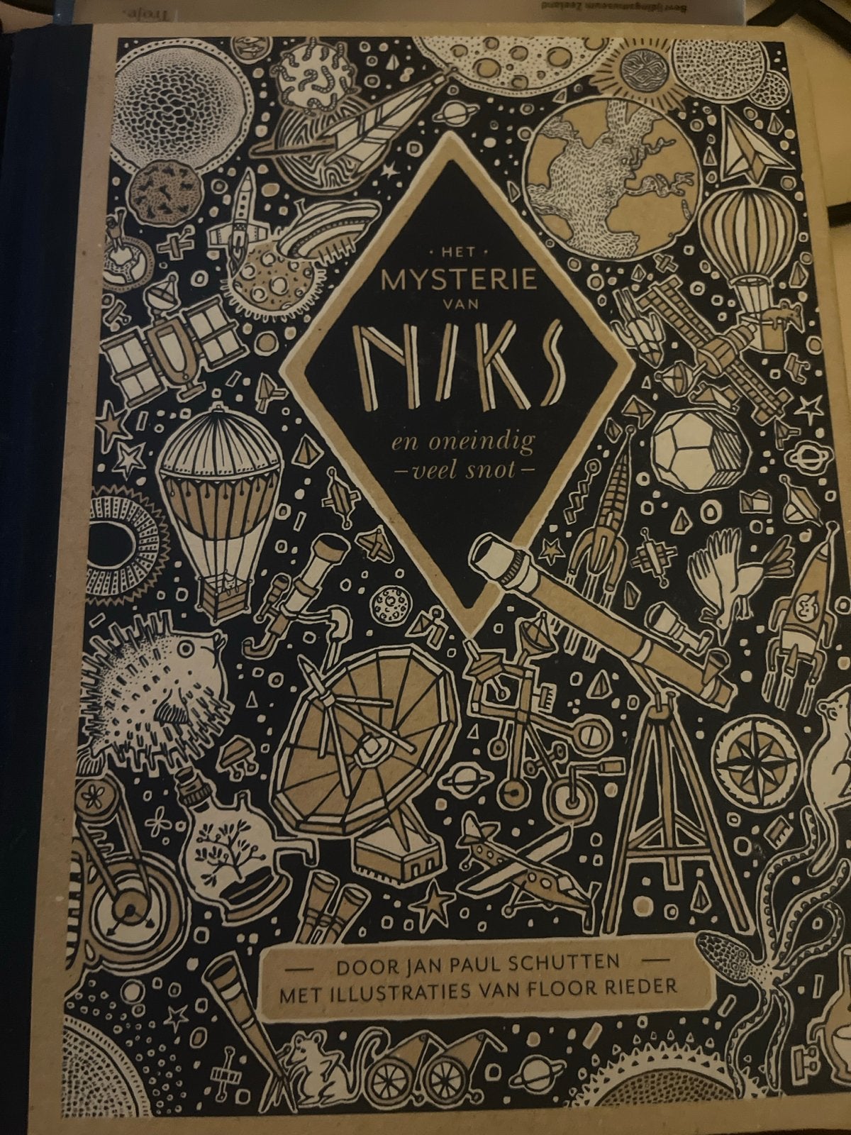 Het Mysterie van Niks - Jan Paul Schutten, Boeken, Literatuur, Gelezen, Nederland, Ophalen of Verzenden