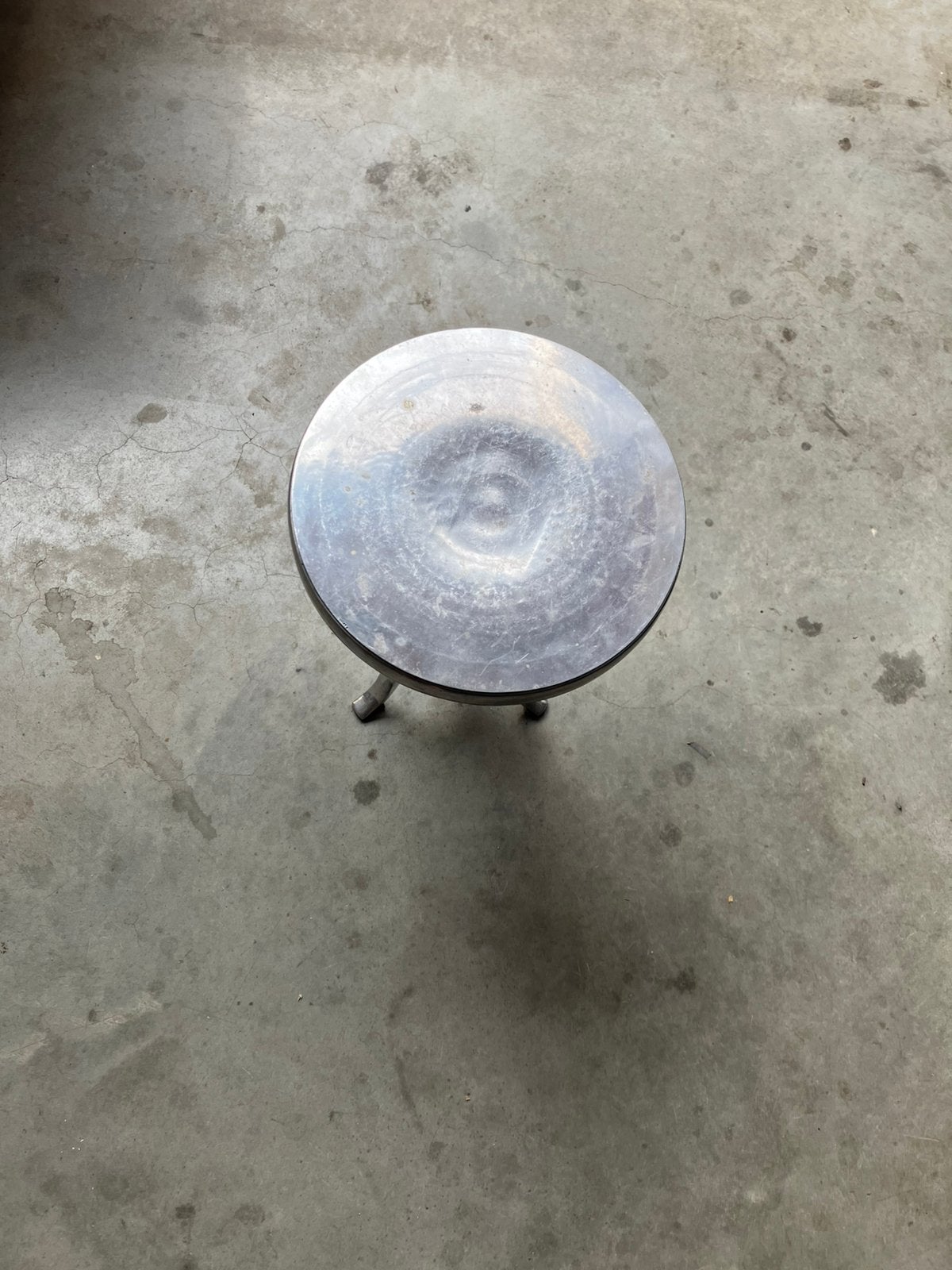 Decoratieve bijzet tafel 42 cm hoog 30 cm diameter, Ophalen, Minder dan 45 cm, Minder dan 55 cm, Metaal of Aluminium