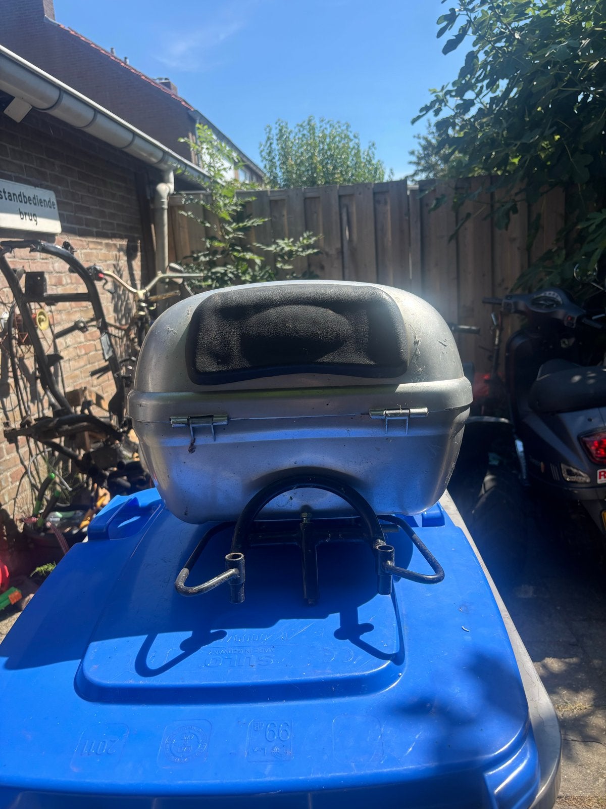 Westcase Germany scooter koffer, Fietsen en Brommers, Brommeronderdelen | Scooters, Ophalen of Verzenden, Gebruikt, Overige typen
