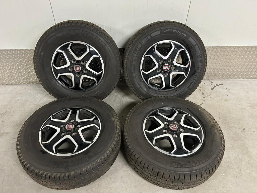 Fiat ducato 5x130 heavy Michelin Agilis M+S 225/75R16CP 2023, Auto-onderdelen, Banden en Velgen, Ophalen, Gebruikt, Fiat, 16 inch