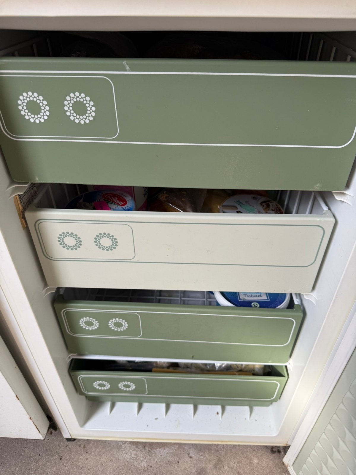 Diepvries Bosch met 4 lades gratis ophalen, Witgoed en Apparatuur, Vriezers en Diepvrieskisten, Gebruikt, Minder dan 60 cm, Vrijstaand