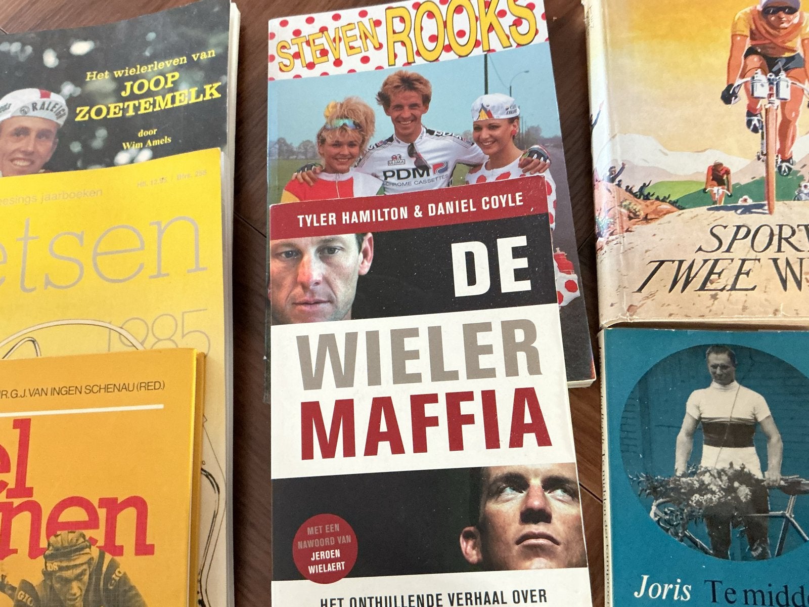 Mooie oude boeken van wielervedetten, Ophalen of Verzenden, Gelezen, Lopen en Fietsen