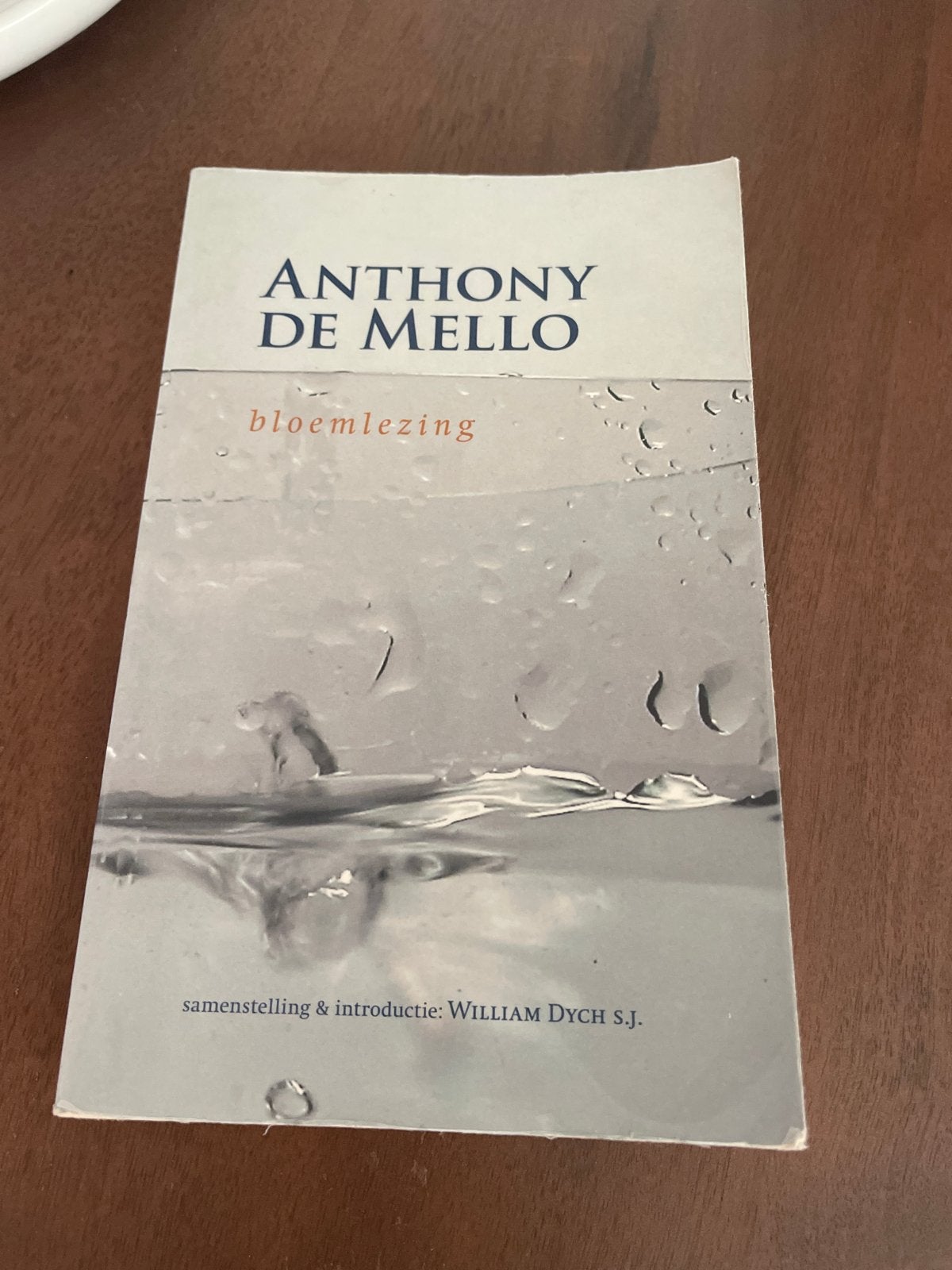 Anthony de Mello - Bloemlezing (Spiritualiteit), Ophalen of Verzenden, Gelezen, Spiritualiteit algemeen, Achtergrond en Informatie