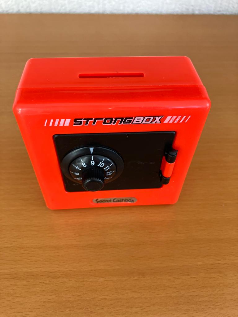StrongBox -Spaarpot, Ophalen of Verzenden, Gebruikt, Kunststof, Overige thema's