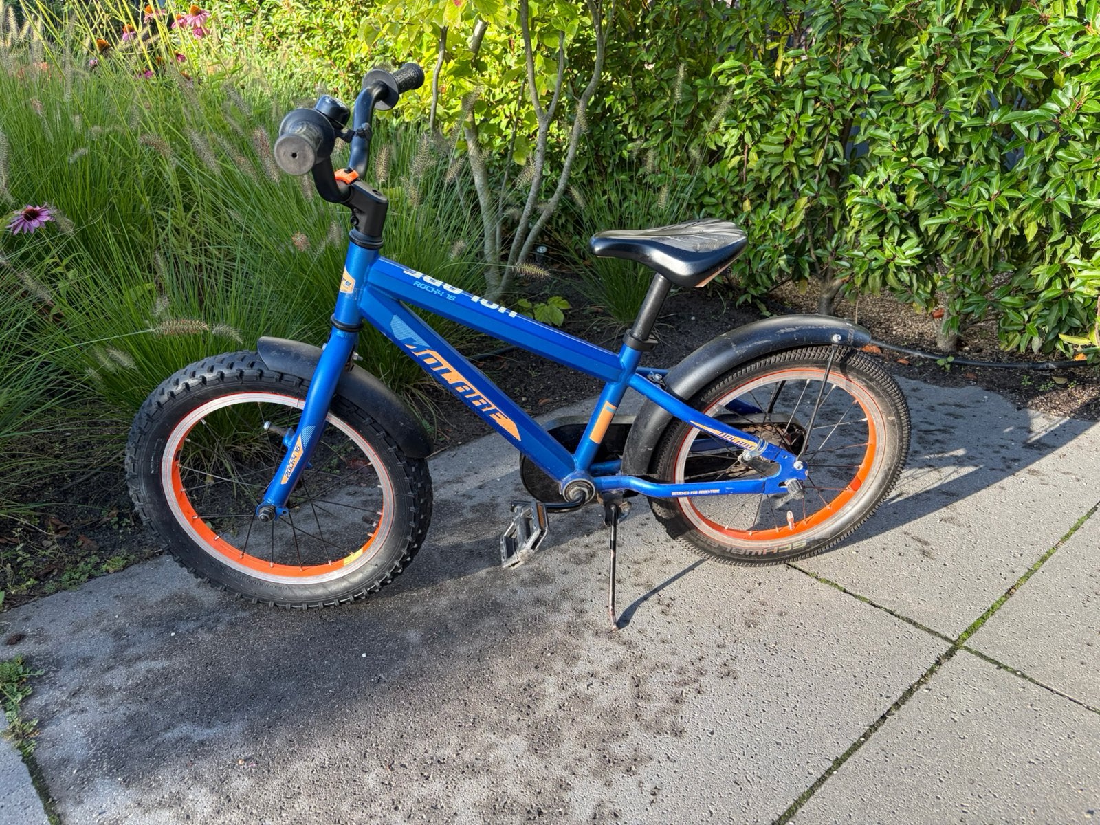 Volare -Rocky 16 inch, Ophalen, Terugtraprem, Zijwieltjes, 16 tot 20 inch