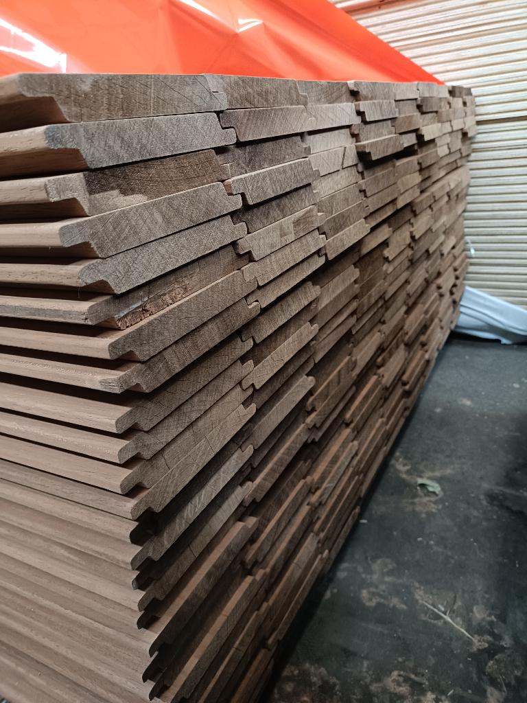 Gevelbekleding (Ayous) - hydrothermisch gemodificeerd, Ophalen, Nieuw, 250 cm of meer, Planken