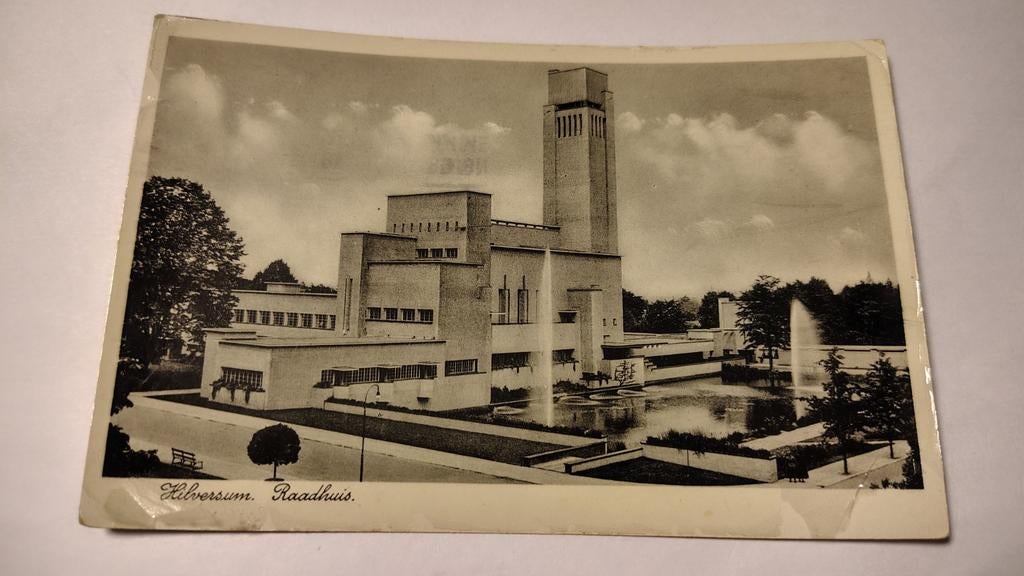 Hilversum Raadhuis., Ophalen of Verzenden