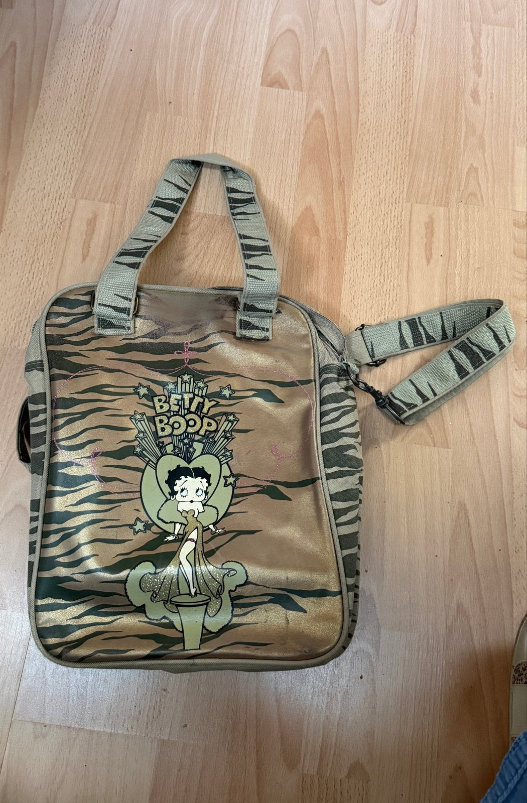 Vintage Betty Boop tas – origineel uit 2003 – Vadobag, Ophalen of Verzenden, Gebruikt, Groen, Schoudertasje