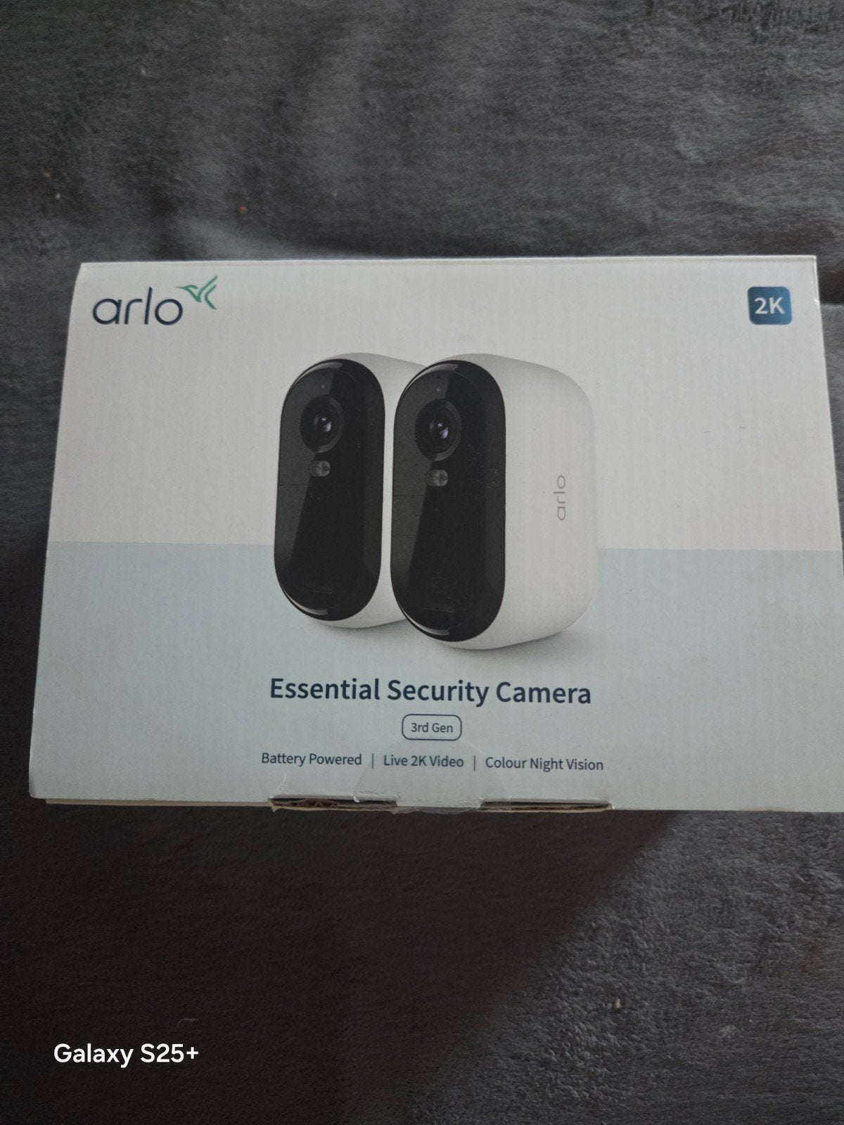 Arlo Essential Security Camera 3e Gen - 2K, NIEUW!, Ophalen of Verzenden, Nieuw, Buitencamera