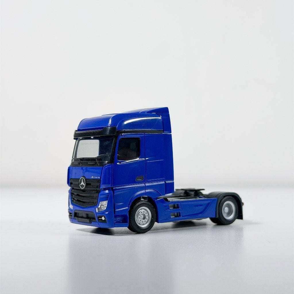 Herpa MB Actros Blauw, Ophalen of Verzenden, Nieuw, Bus of Vrachtwagen, Herpa