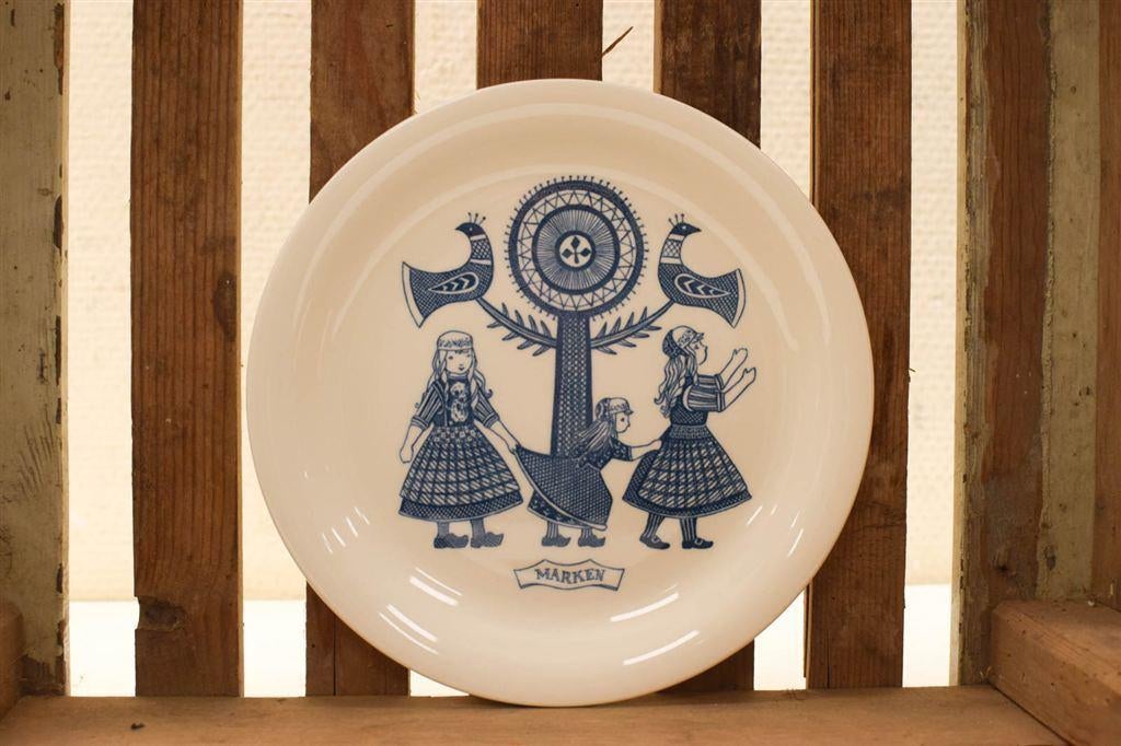 Royal sphinx porseleinen klederdracht bordje Marken 44018, Huis en Inrichting, Keuken | Servies, Gebruikt, Ophalen of Verzenden