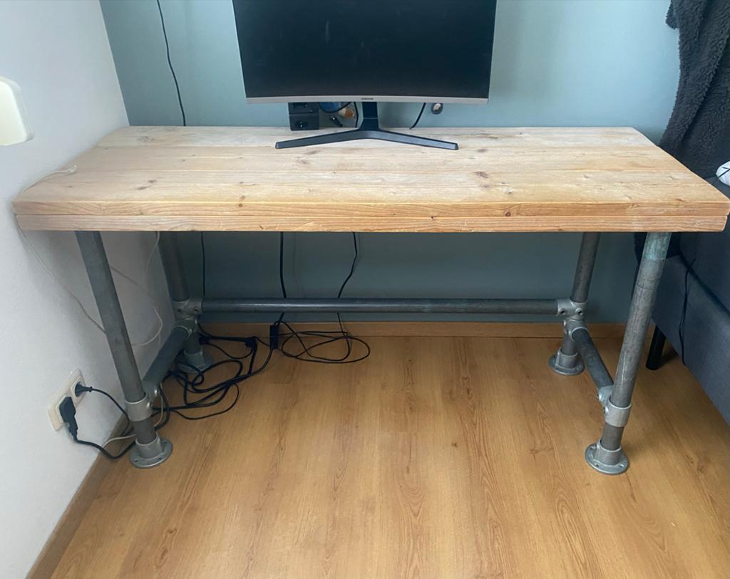 Slaapkamer steigerhout; bed, bureau, plank. Zeer goede staat, Huis en Inrichting, Slaapkamer | Complete slaapkamers, Ophalen, Zo goed als nieuw